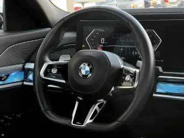 BMW Seria 7