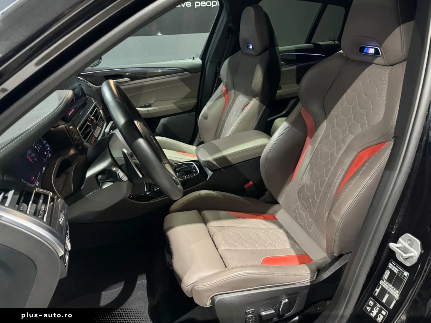 BMW X4 M Competition Vmax Carbon Pano 21  DrivingPro