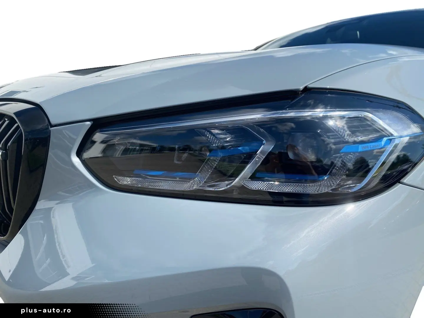 BMW X4 M Competition   LASER PANO CARBON SHZ V H