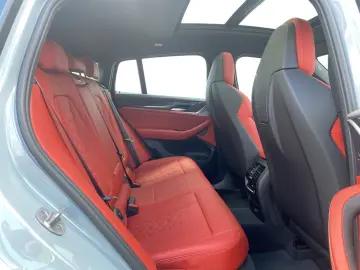 BMW X4 M Competition   LASER PANO CARBON SHZ V H