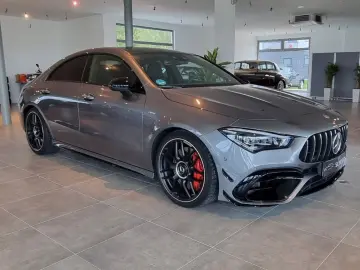 MERCEDES-BENZ CLA 45 S AMG 4Matic Aero Performance