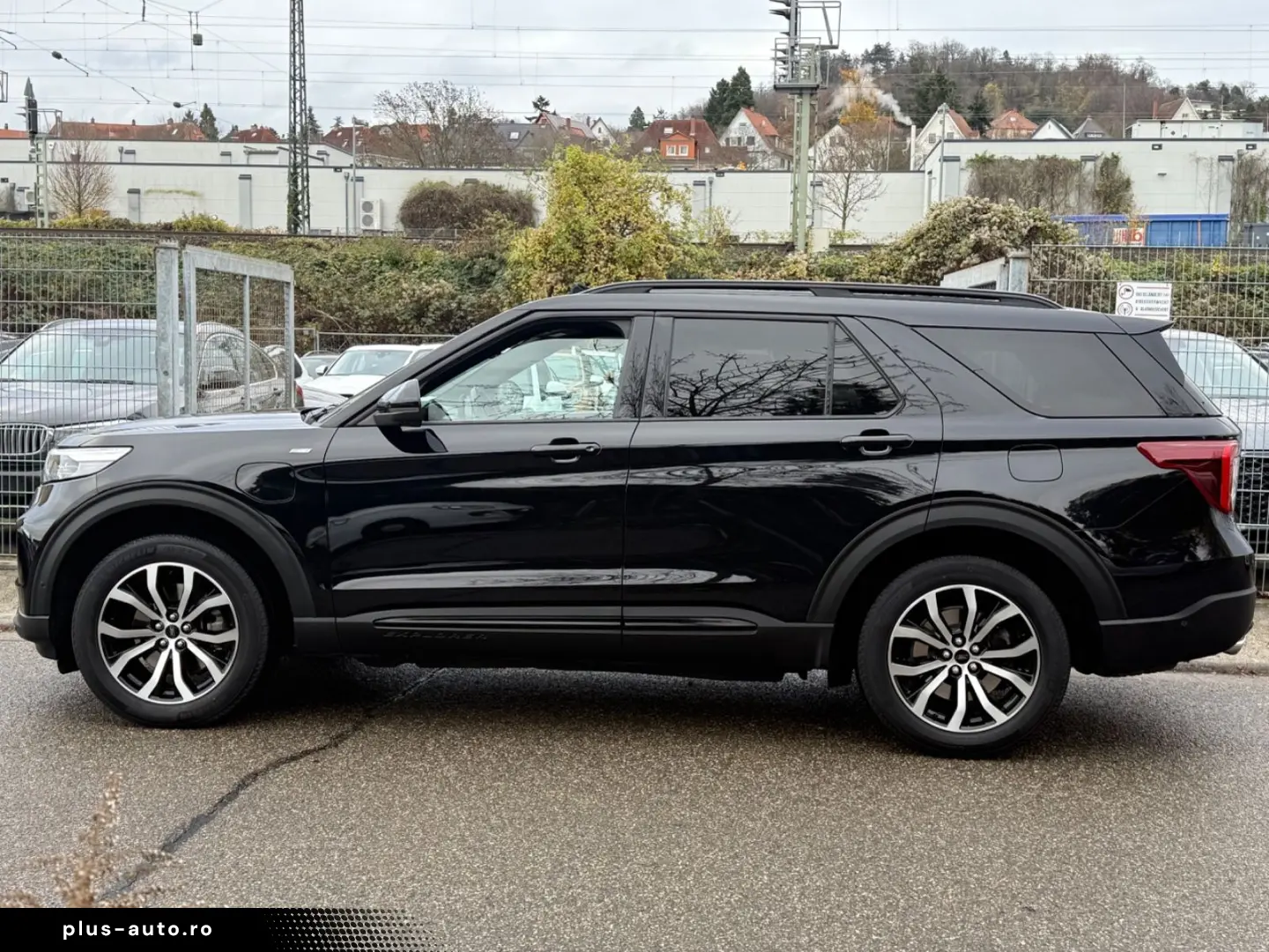 FORD Explorer ST-Line Plug-in-Hybrid 4x4 7-Sitzer 1HD