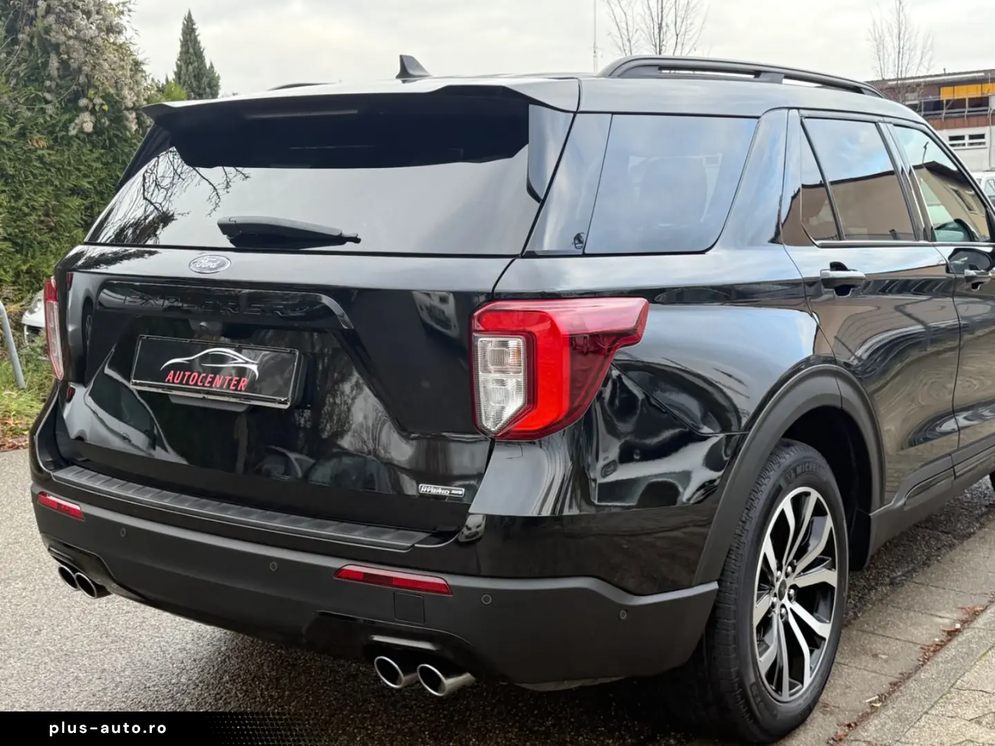 FORD Explorer ST-Line Plug-in-Hybrid 4x4 7-Sitzer 1HD