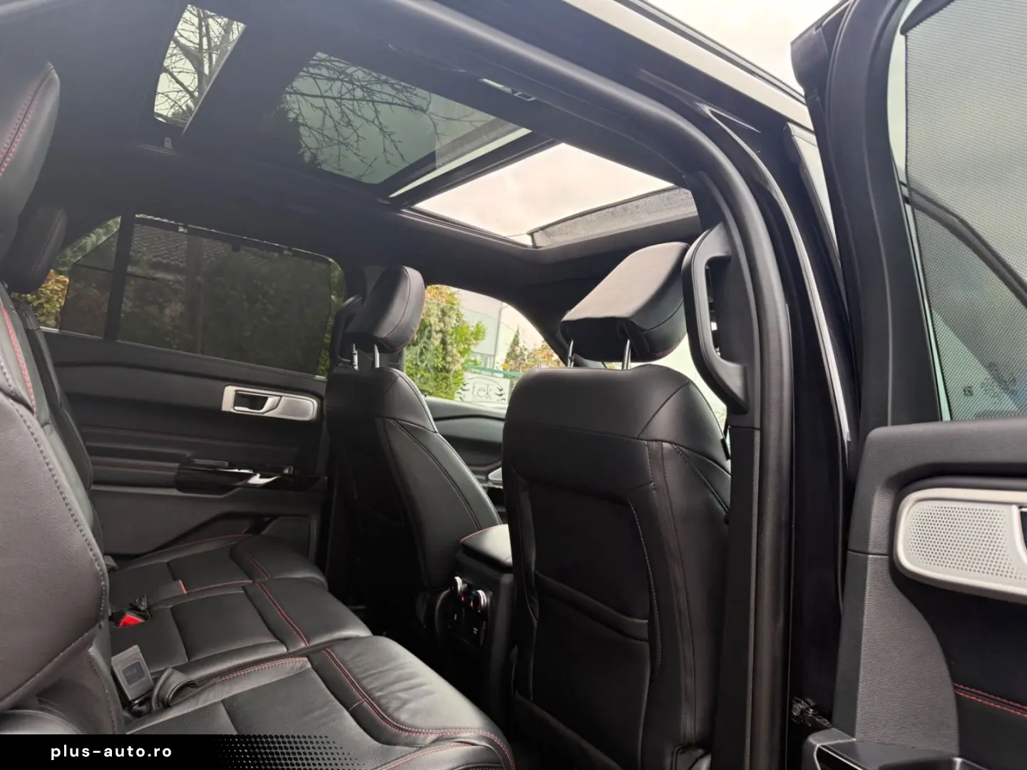 FORD Explorer ST-Line Plug-in-Hybrid 4x4 7-Sitzer 1HD