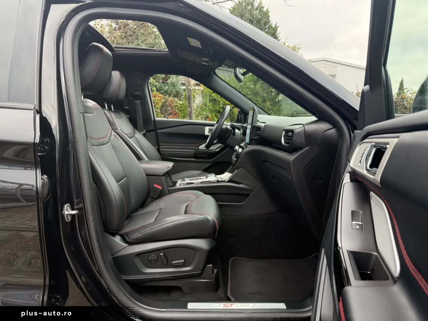 FORD Explorer ST-Line Plug-in-Hybrid 4x4 7-Sitzer 1HD