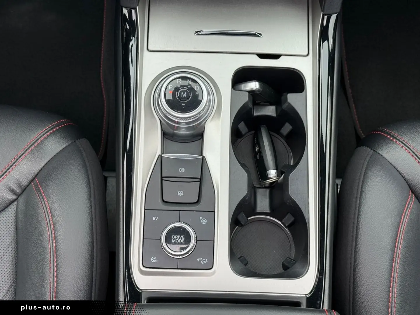 FORD Explorer ST-Line Plug-in-Hybrid 4x4 7-Sitzer 1HD