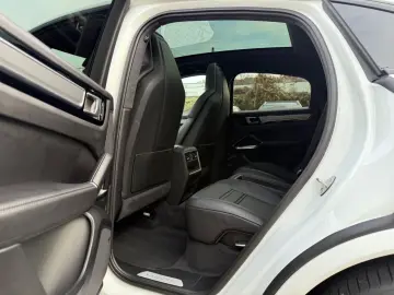 PORSCHE Cayenne Coupe Turbo EXCKLUSIVE APPROVED LUFT AHK