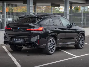 BMW X4 xDrive 30d M Sport 360  PANO eSitze HUD 21