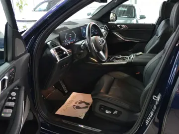 BMW X7 xDrive 40 d M Sport Pano AHK