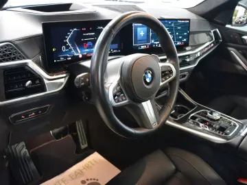 BMW X7 xDrive 40 d M Sport Pano AHK