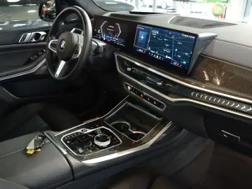 BMW X7 xDrive 40 d M Sport Pano AHK