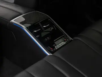 BMW M850i xD Gran Coupé 360 Laser SoftCl DispKey 20