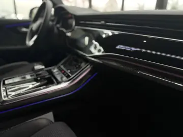 AUDI Q7 45 TDI quattro competition plus  B&O  360
