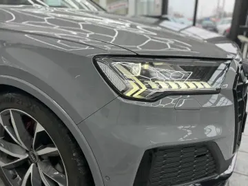 AUDI Q7 45 TDI quattro competition plus  B&O  360