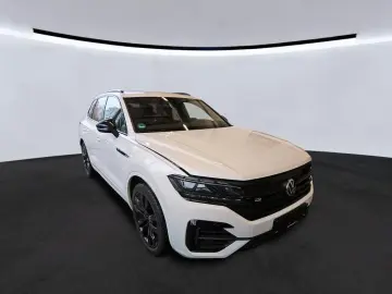 VW Touareg R 4M eHybrid PANO AHK LUFT 21