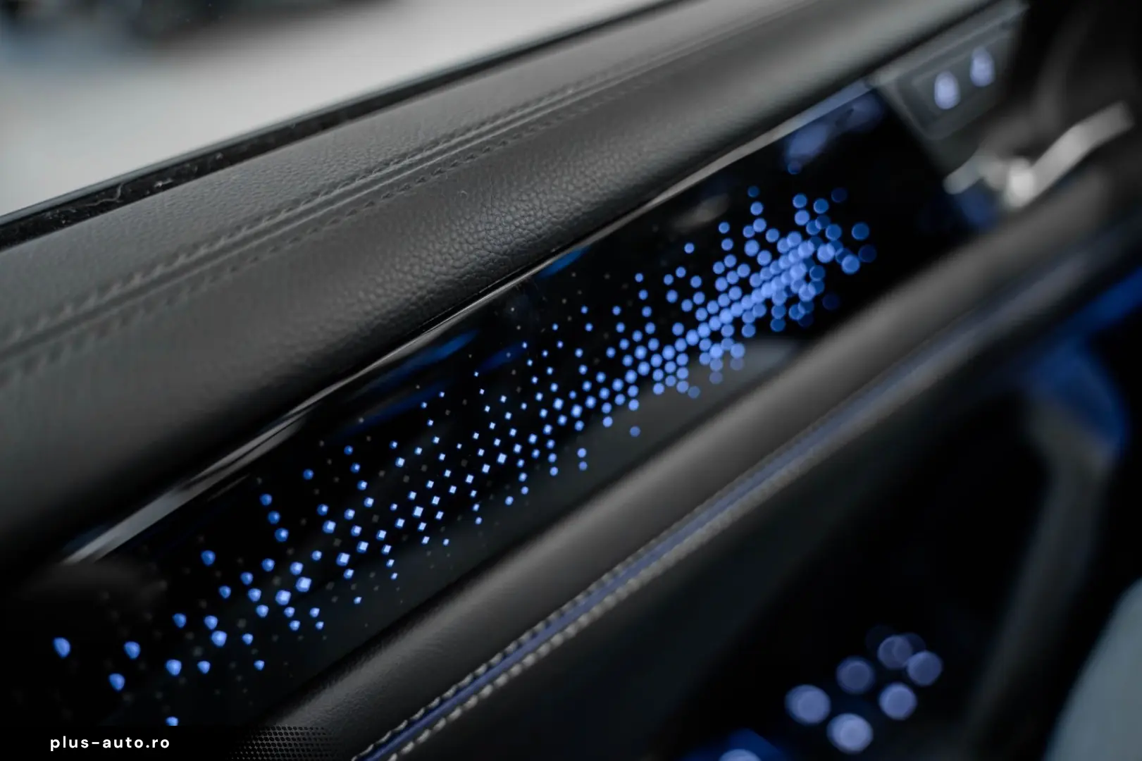 VW Tiguan 2.0 TDI 193PS R-LINE DSG AHK STANDH