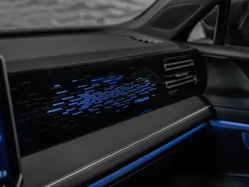 VW Tiguan 2.0 TDI 193PS R-LINE DSG AHK STANDH