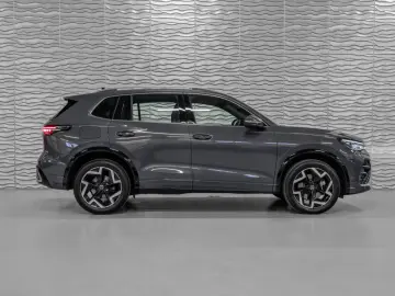 VW Tiguan 2.0 TDI 193PS R-LINE DSG AHK STANDH