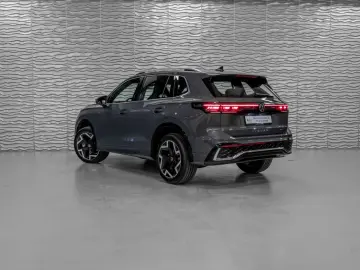 VW Tiguan 2.0 TDI 193PS R-LINE DSG AHK STANDH