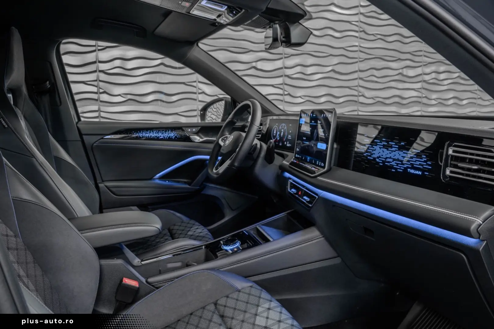 VW Tiguan 2.0 TDI 193PS R-LINE DSG AHK STANDH