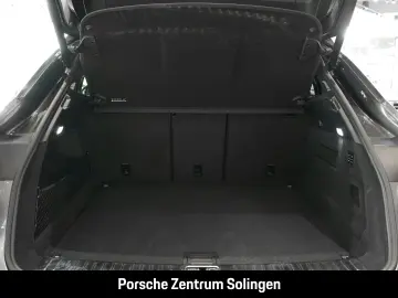 PORSCHE Cayenne S Coupe PassengerDisplay AirSusp Bose 360