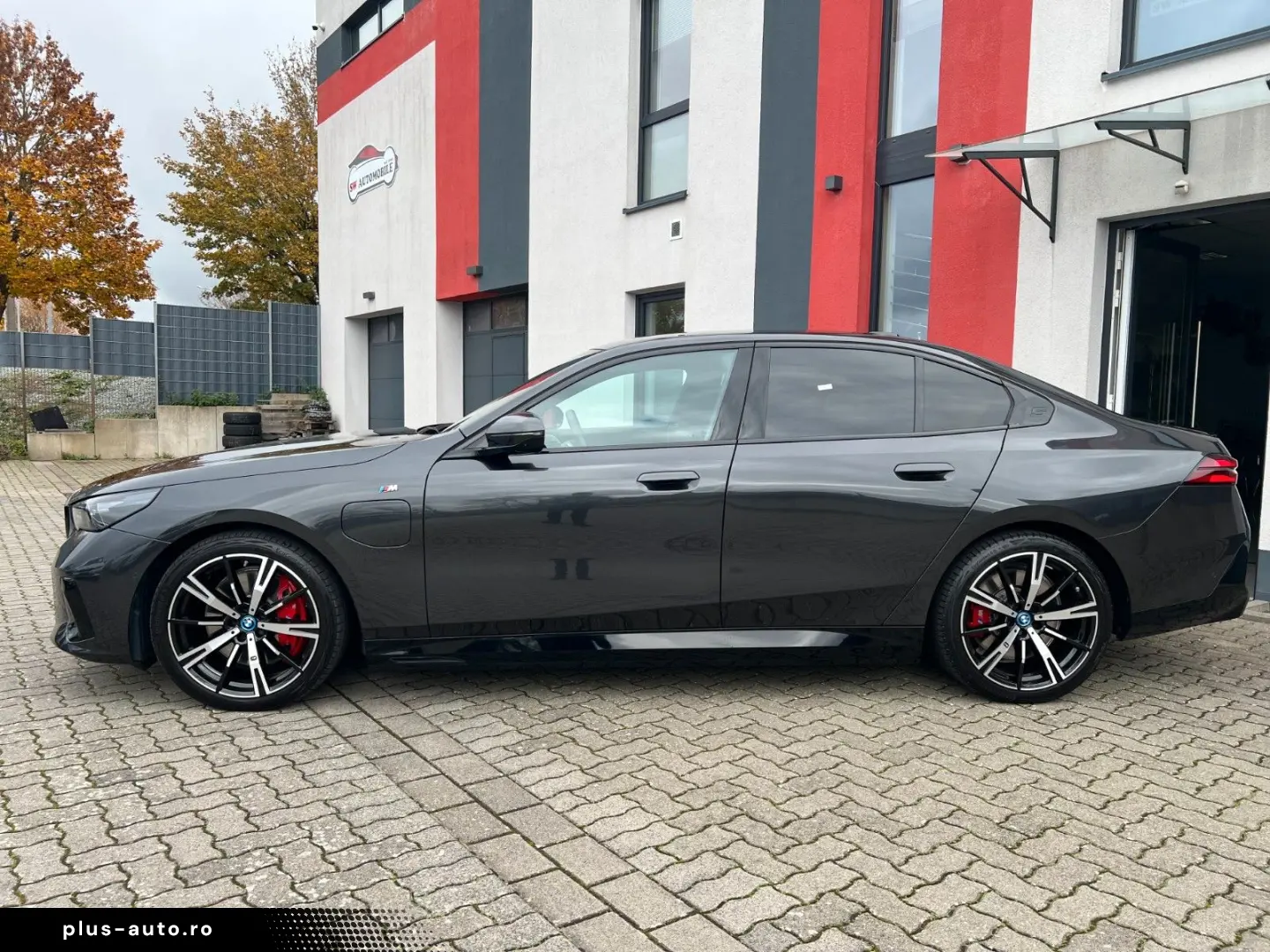 BMW 550e xDrive  M-Sport-Pro 360  ACC IAL PANO HUP