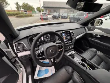 VOLVO XC90 R Design AWD B5 Diesel EU6d HUD AD StandHZG