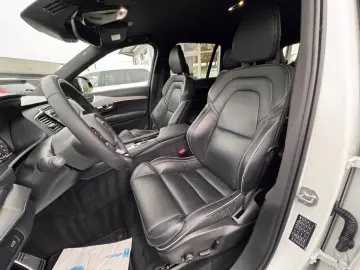 VOLVO XC90 R Design AWD B5 Diesel EU6d HUD AD StandHZG