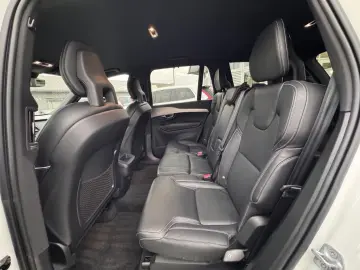 VOLVO XC90 R Design AWD B5 Diesel EU6d HUD AD StandHZG