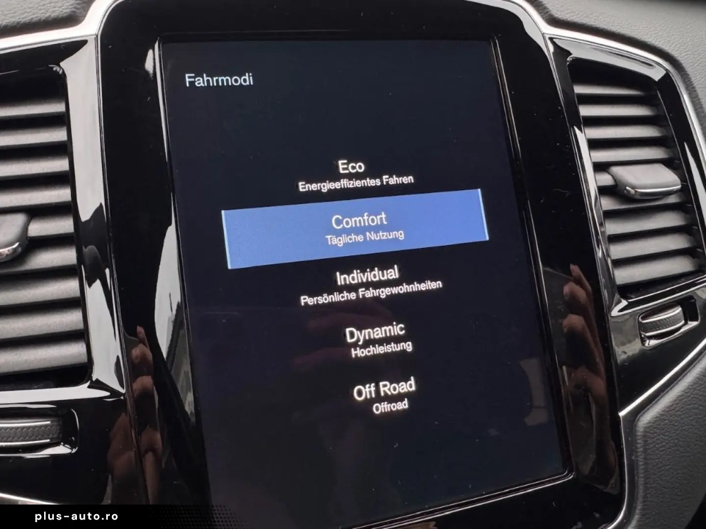 VOLVO XC90 R Design AWD B5 Diesel EU6d HUD AD StandHZG