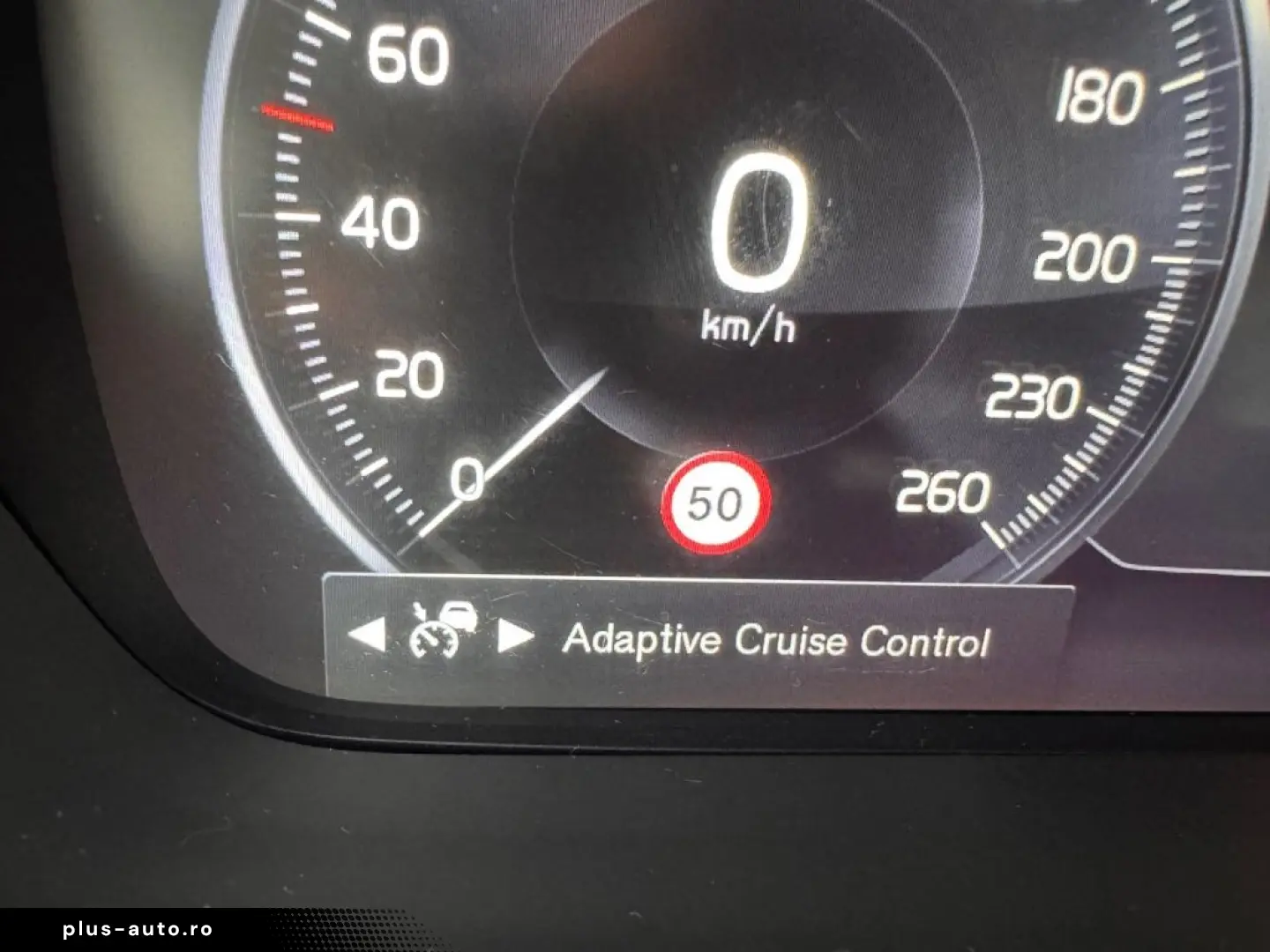 VOLVO XC90 R Design AWD B5 Diesel EU6d HUD AD StandHZG