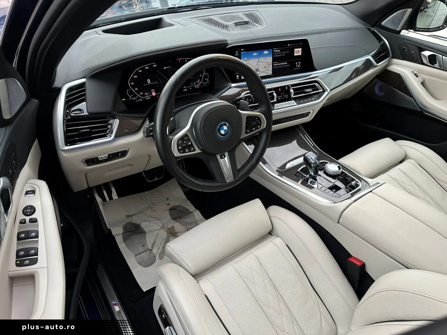 BMW X5 xDrive45e M SPORT KLIMASITZ CRYSTAL B&W