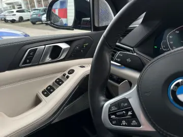 BMW X5 xDrive45e M SPORT KLIMASITZ CRYSTAL B&W