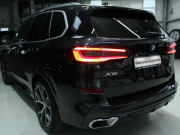 BMW X5 xDrive45e Panorama.HUD Luftfed.Laser Komfort