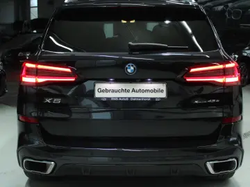 BMW X5 xDrive45e Panorama.HUD Luftfed.Laser Komfort
