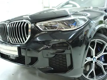 BMW X5 xDrive45e Panorama.HUD Luftfed.Laser Komfort