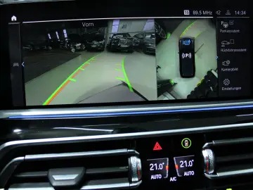 BMW X5 xDrive45e Panorama.HUD Luftfed.Laser Komfort