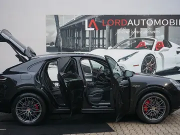 PORSCHE Cayenne Coupe S E-Hybrid Mod.2025 SportDesign