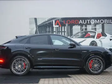 PORSCHE Cayenne Coupe S E-Hybrid Mod.2025 SportDesign