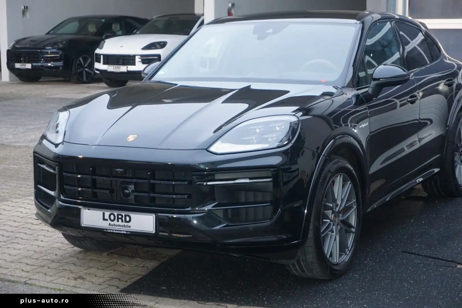 PORSCHE Cayenne Coupe S E-Hybrid Mod.2025 SportDesign