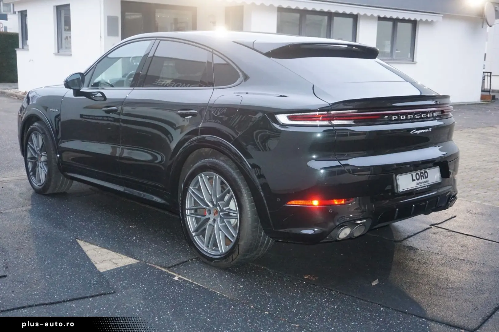 PORSCHE Cayenne Coupe S E-Hybrid Mod.2025 SportDesign