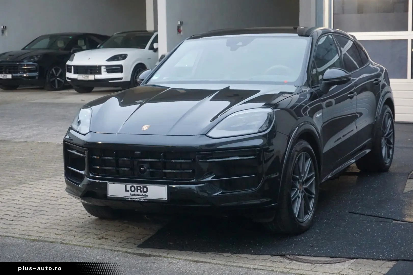 PORSCHE Cayenne Coupe S E-Hybrid Mod.2025 SportDesign