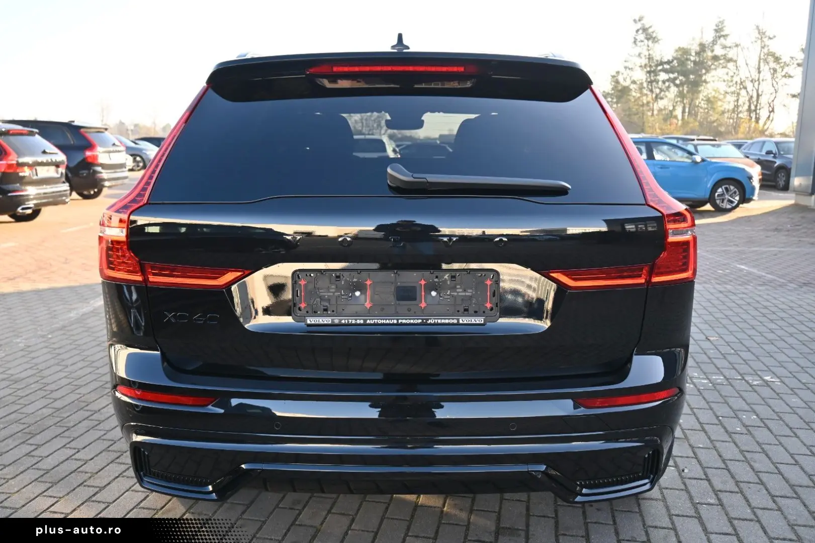 VOLVO XC60 B5 AWD Ultra Dark LUFT 360  ACC AHK