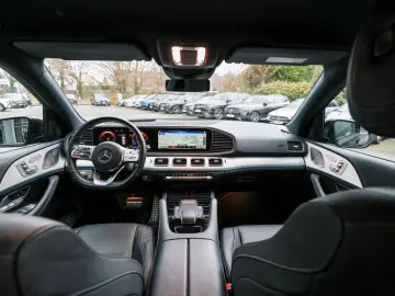 MERCEDES-BENZ GLE350 de 4M AMG Sport AHK Distr. LED HUD Navi