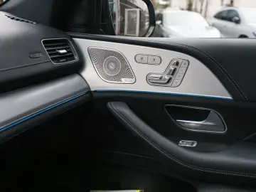 MERCEDES-BENZ GLE350 de 4M AMG Sport AHK Distr. LED HUD Navi