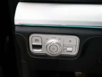 MERCEDES-BENZ GLE350 de 4M AMG Sport AHK Distr. LED HUD Navi