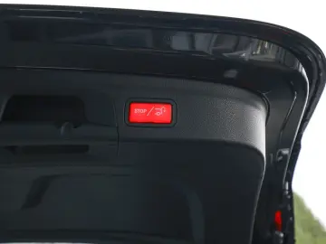 MERCEDES-BENZ GLE350 de 4M AMG Sport AHK Distr. LED HUD Navi