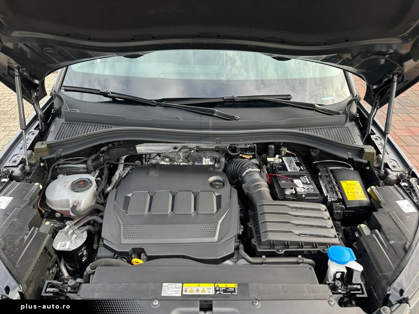 SKODA Kodiaq Sportline 4x4 STANDH AHK PANO 360