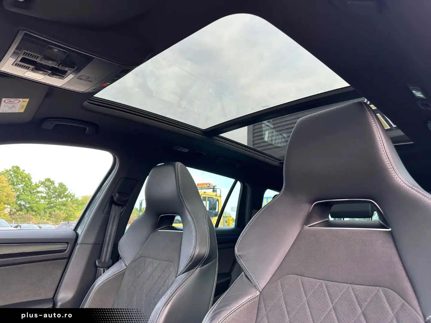 SKODA Kodiaq Sportline 4x4 STANDH AHK PANO 360