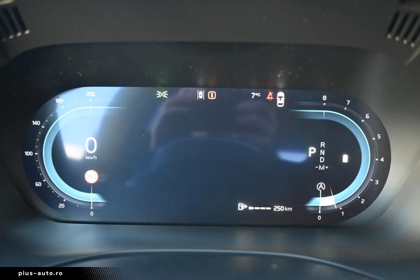 VOLVO XC60 B5 B AWD Ultra Dark PANO 360  LUFT ACC AHK